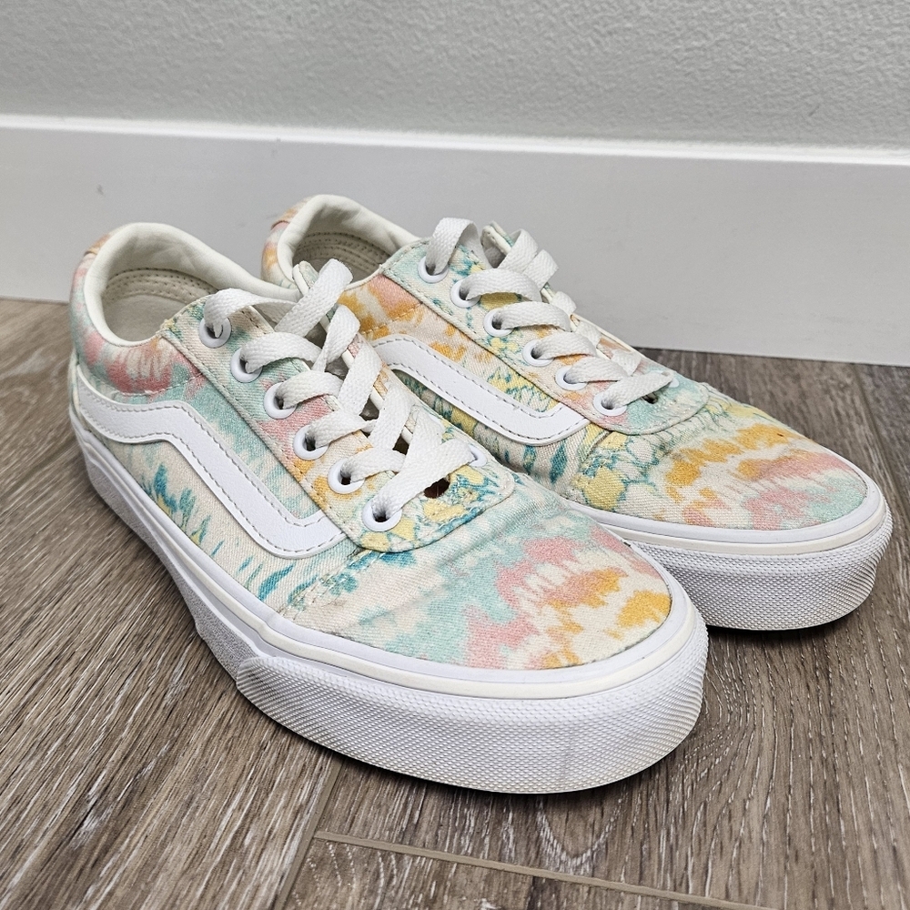 Vans Ward Psychedelic Tie Dye Women's Size 6 White Low‎ Top Shoes Sneakers